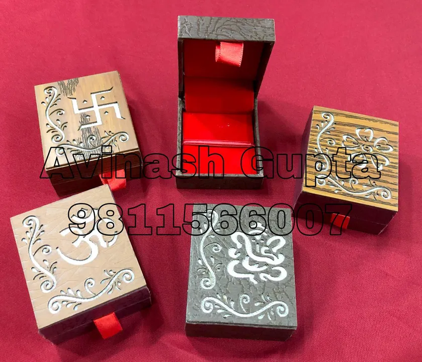Pendrive cases and boxes