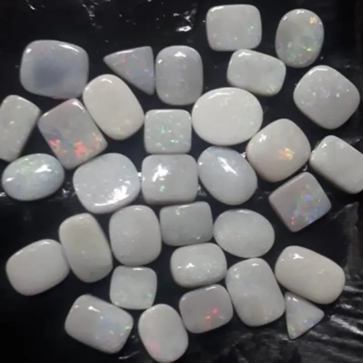 Natural opal stone