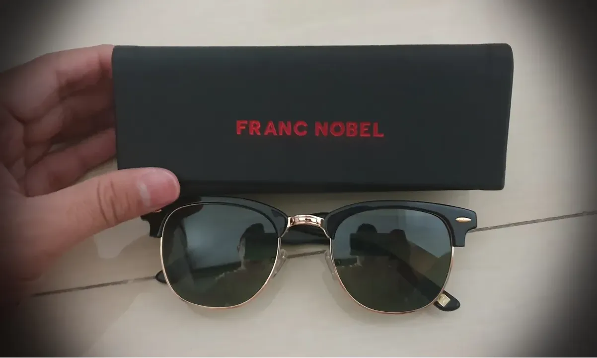 Franc Nobel Frame