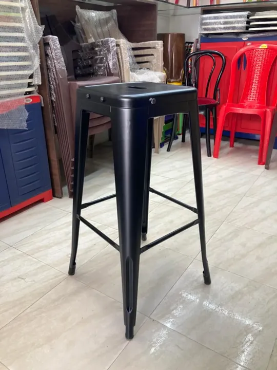 Metal high stools