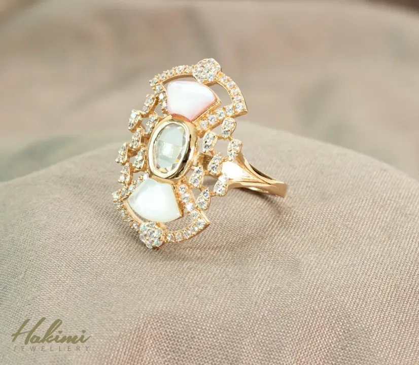 LADIES DIAMOND RING