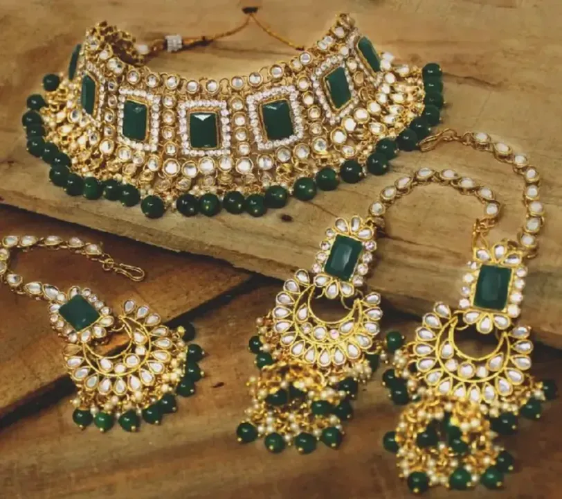 Kundan Gold Necklace & Earring