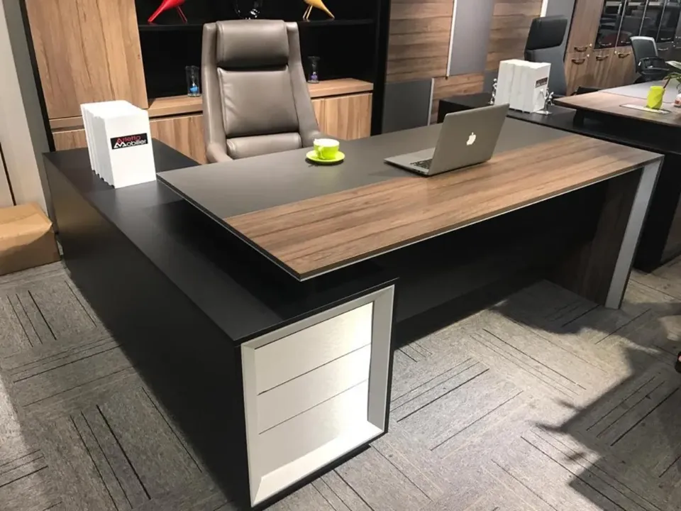 Office Table & Chair