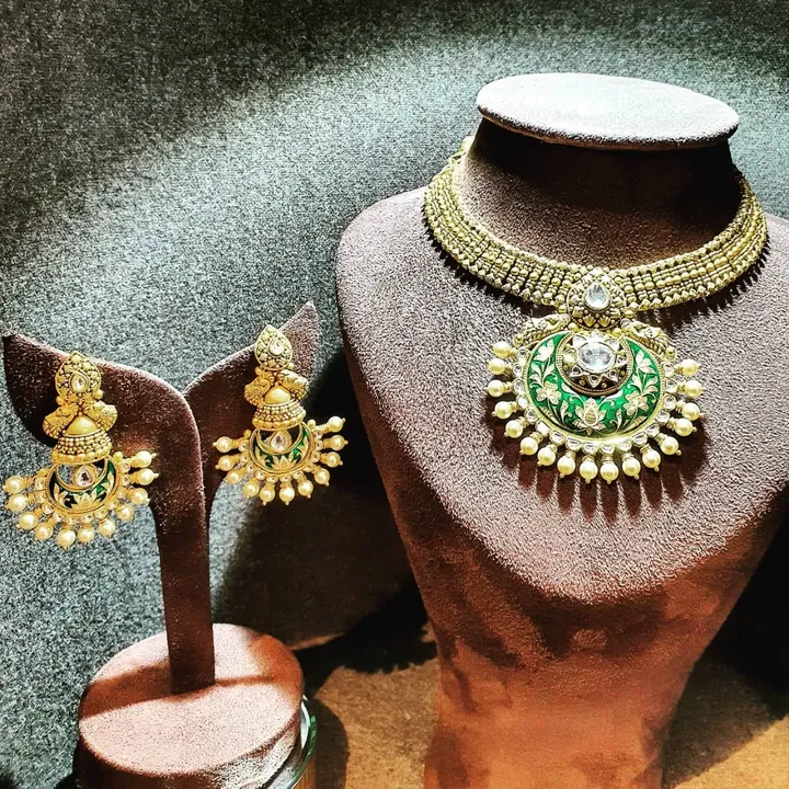 Gold & Antique Jewellery