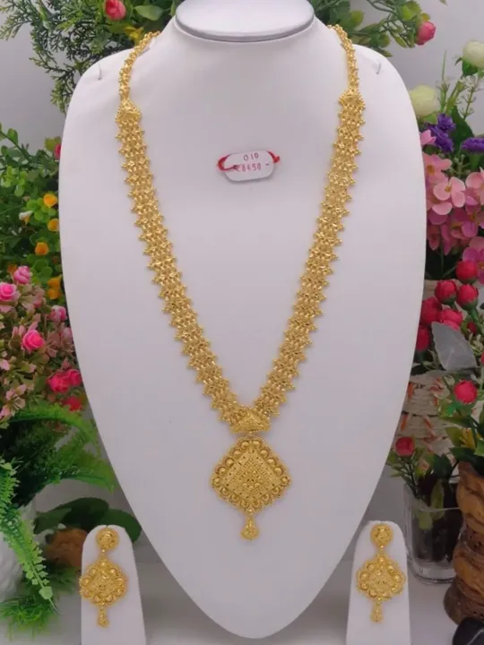 Gold long necklace