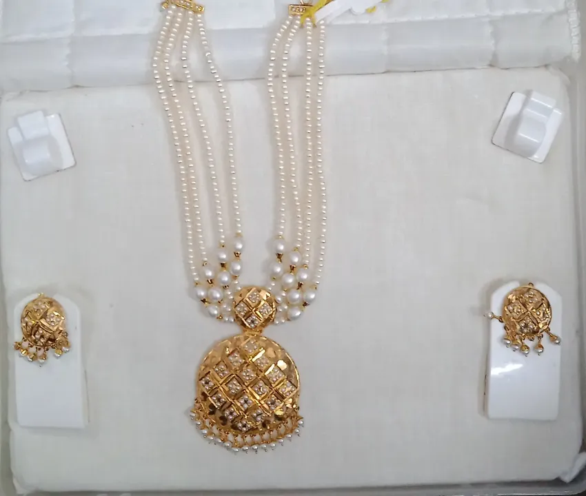 Gold Pendal set jewellery