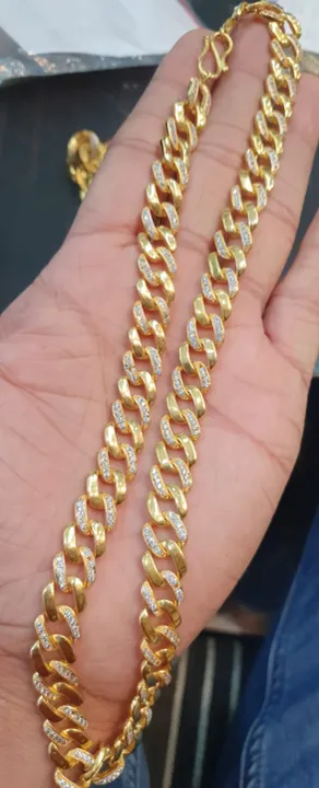 GOLD CHAINS