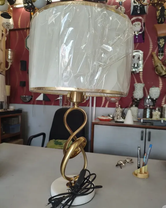 BED SIDE LAMP