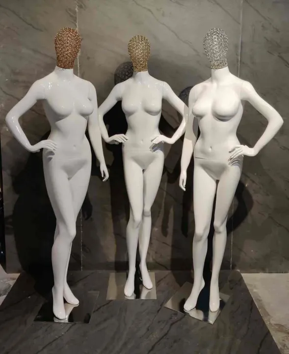 Female Mannequins