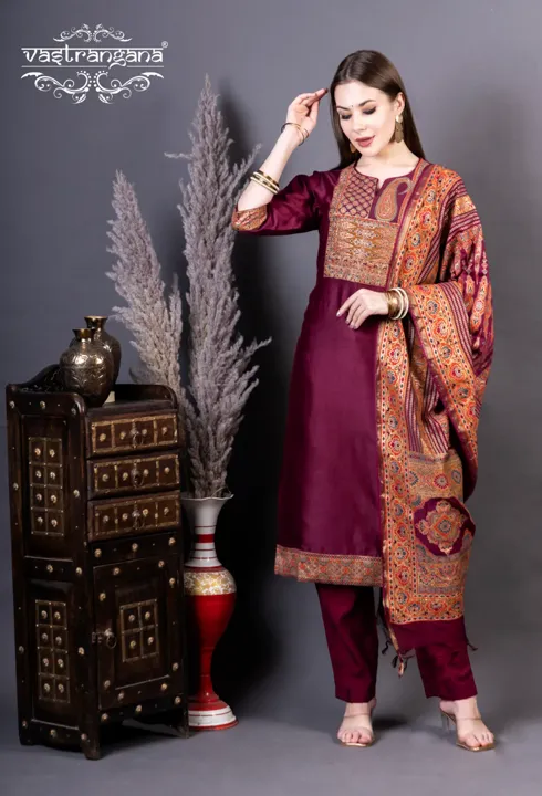 INAYAT COLLECTION
